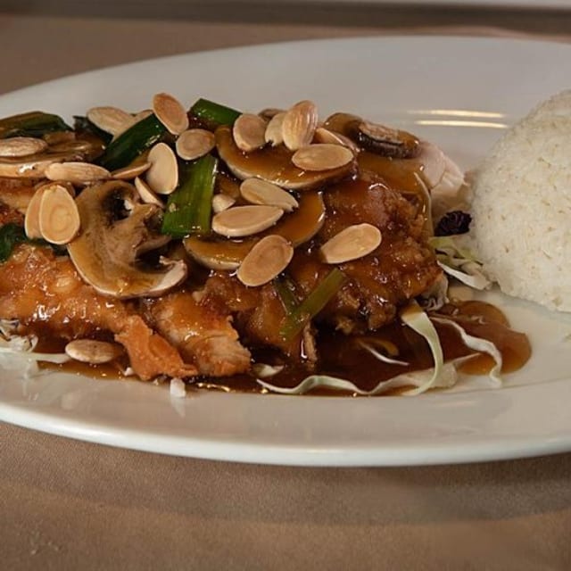 Almond Boneless Chicken (L).