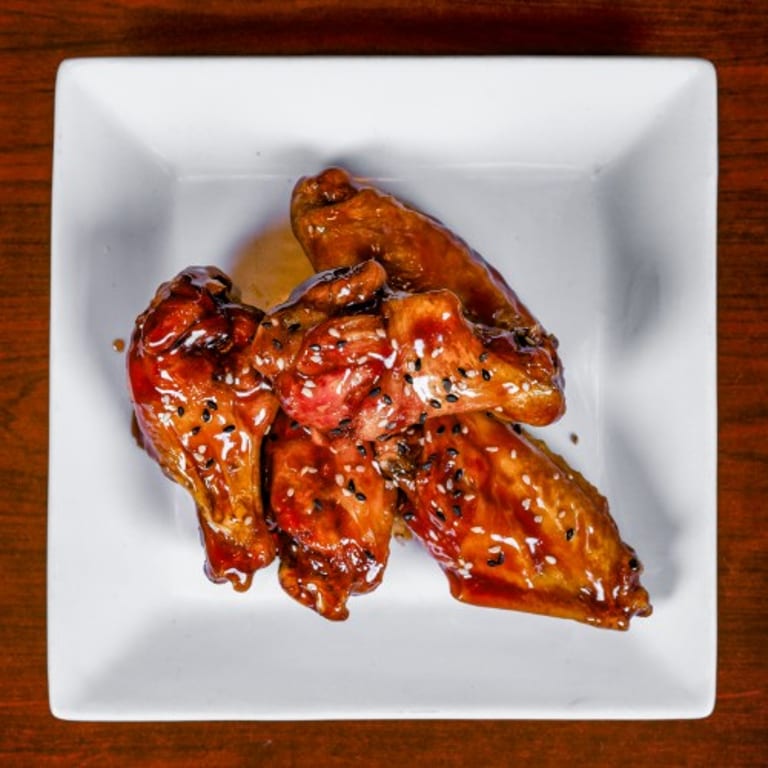 Delicious Chicken Wings: A Crowd Favorite